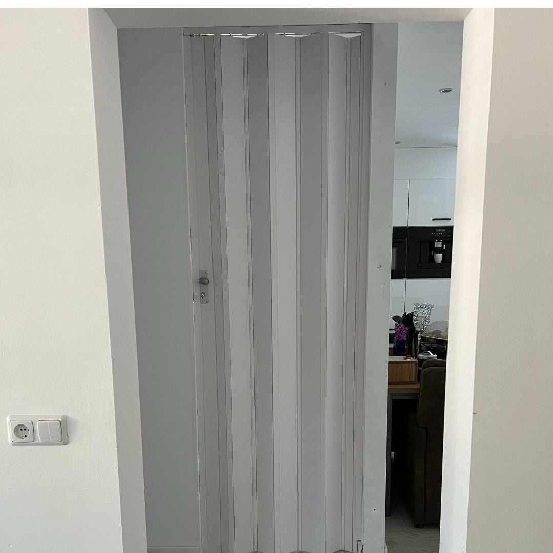 Een vouwdeur in de kinderkamer: ruimtebesparend en veilig